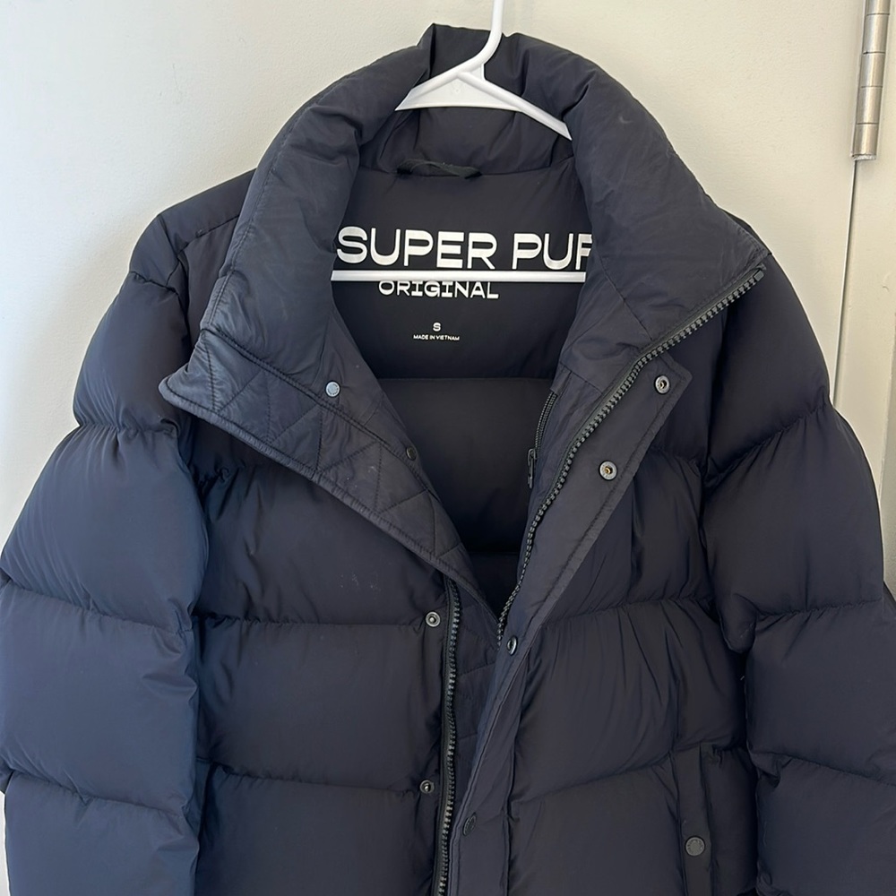 Women’s Aritizia Super Puff Down Jacket